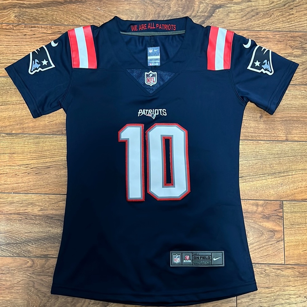 MAC JONES Patriots Jersey #10